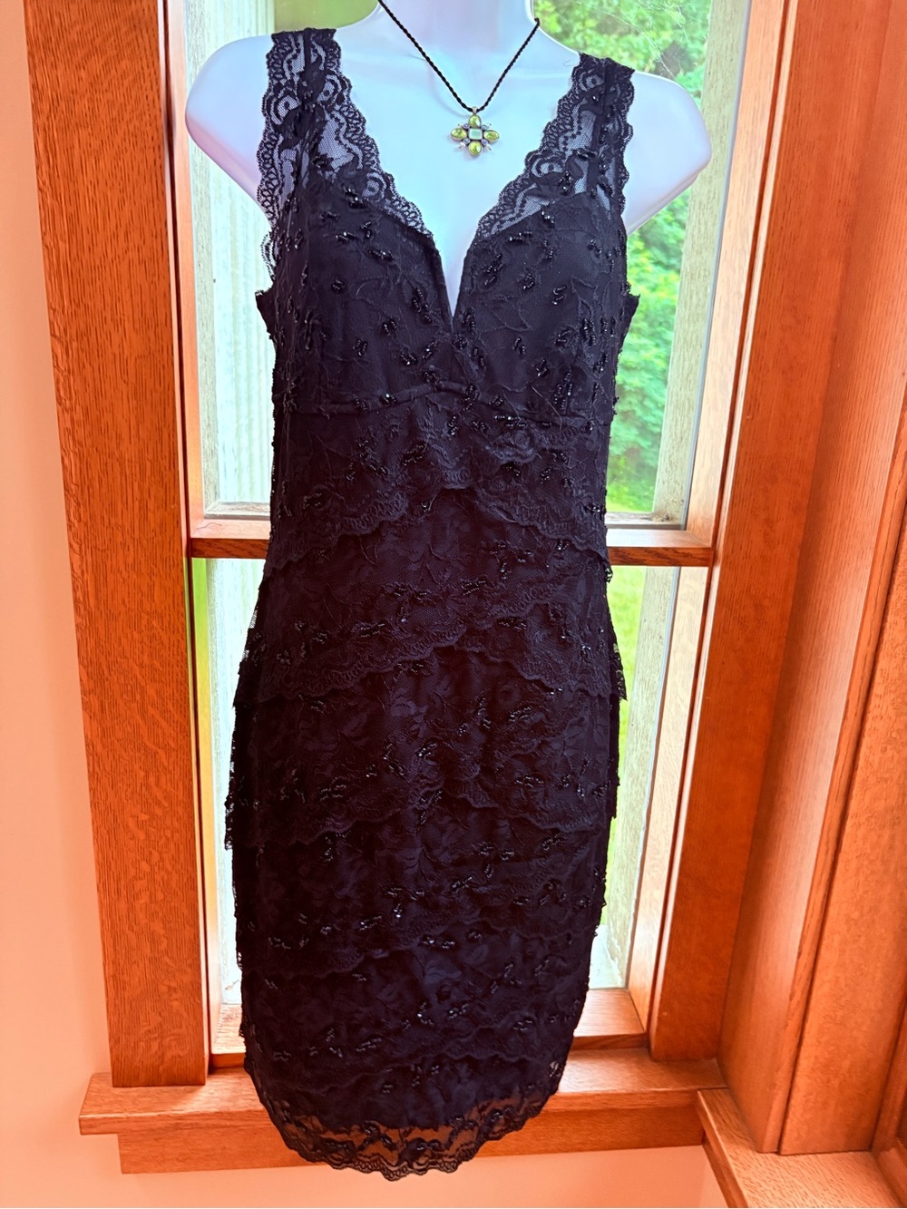 Vintage Marina Black Dress Lace Beaded Tiered Ruffle Sleeveless V Neck MIDI 10